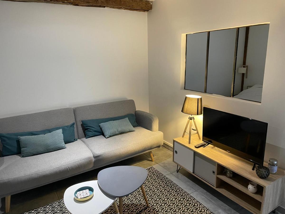 Joli Appartement Quartier Historique Μουλέν Εξωτερικό φωτογραφία